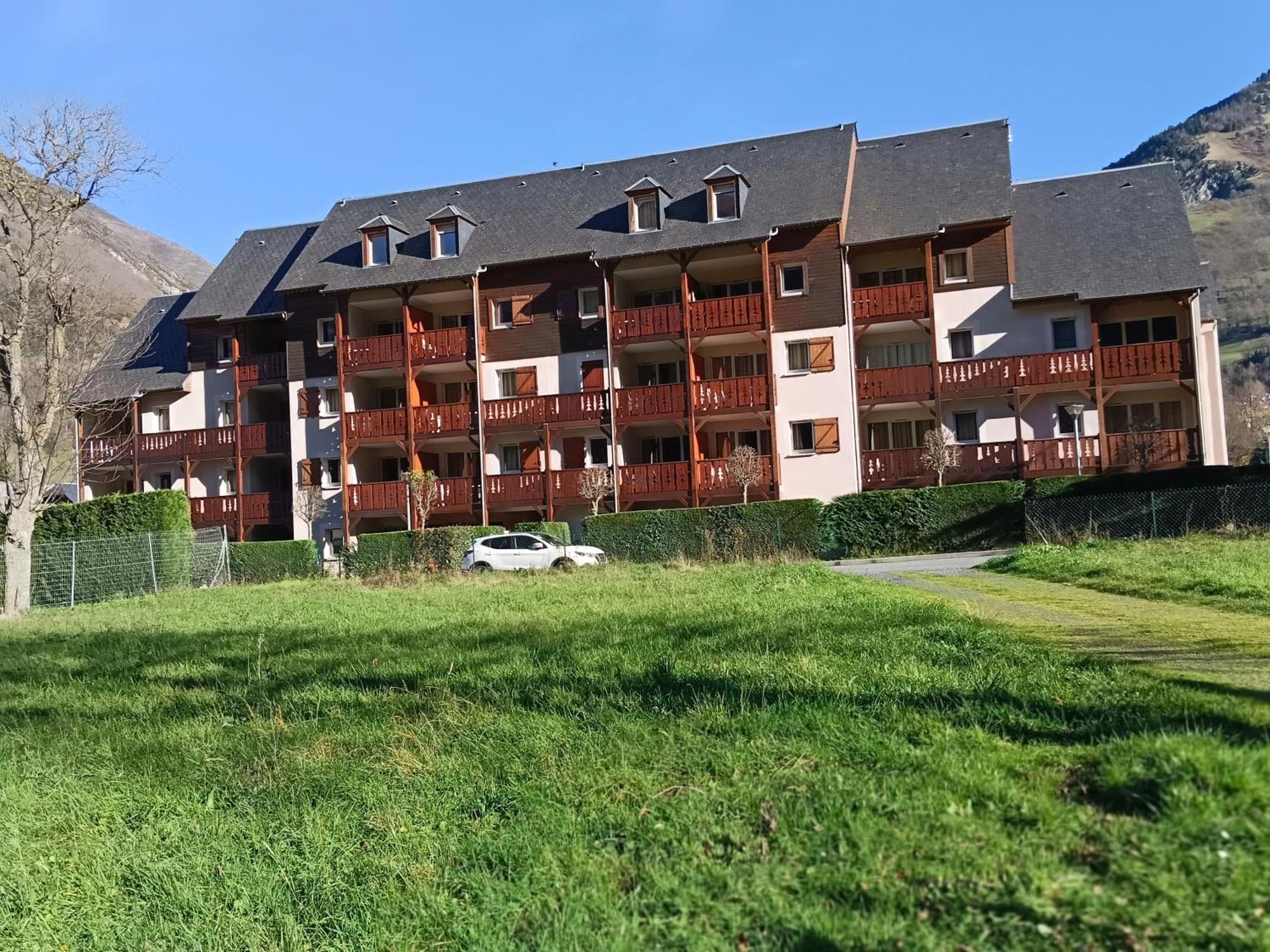 Apartament Luzval Duplex Avec Balcon Luz-Saint-Sauveur Zewnętrze zdjęcie
